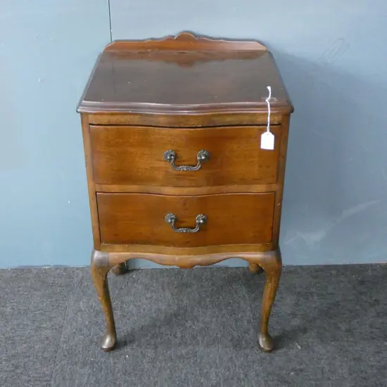 MAHOGANY BEDSIDE TABLE 