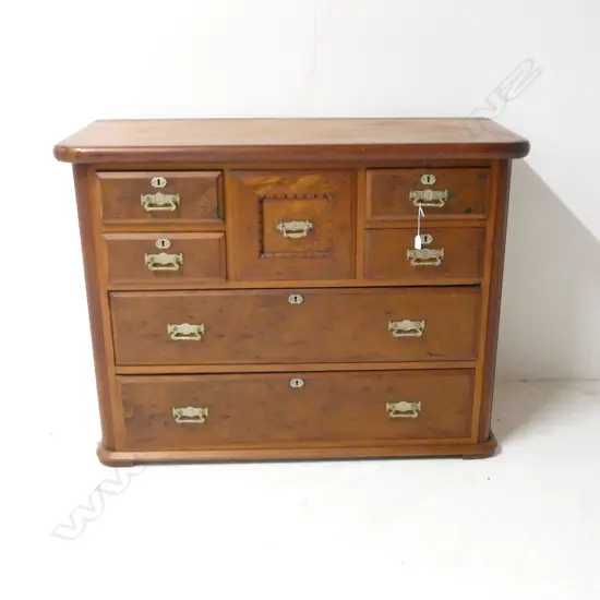 MOTTLED KAURI SCOTCH CHEST NEEDS BUN FEET H910 L1190MM