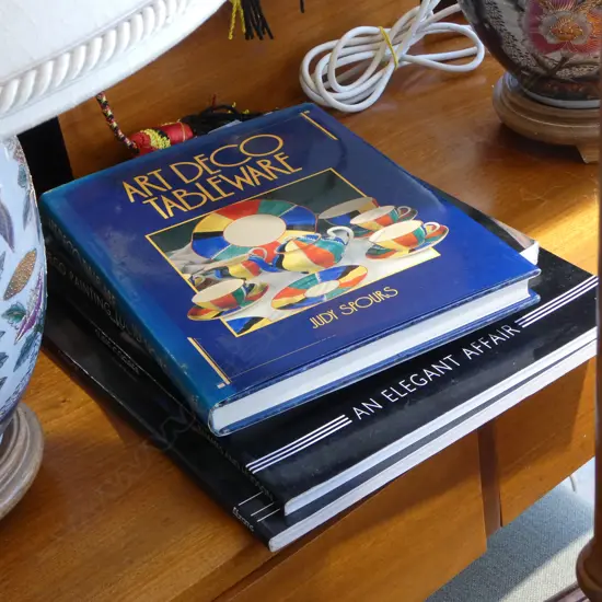 4 REF BKS SUZIE COOPER CLARICE CLIFF & 2 BOOKS ART DECO