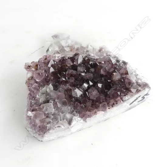 GOOD AMETHYST GEODE, 200 x 145mm, plus BAG OF SMALLER PIECES