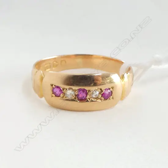 ANTIQUE 18CT GOLD RUBY AND DIAMOND RING 2.98gm SIZE P