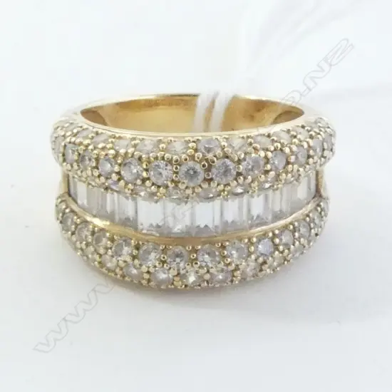 14ct GOLD & CZ RING 7.79gms size N