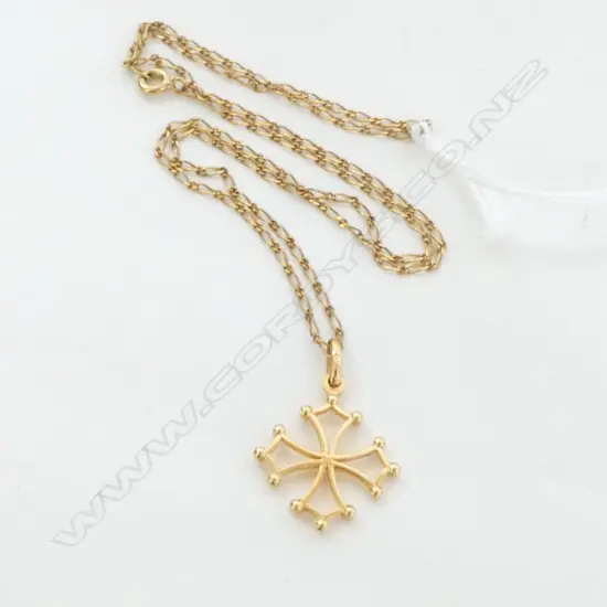 18ct OCCITAN CROSS on 18ct GOLD LINK CHAIN L. 440mm, 4gm