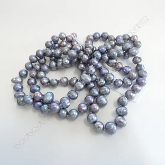 STRING OF MAJORCAN GREY COLOURED PEARLS L600MM