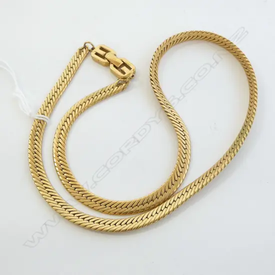 VINTAGE GIVENCHY GOLD COLOURED NECKLACE L.620mm