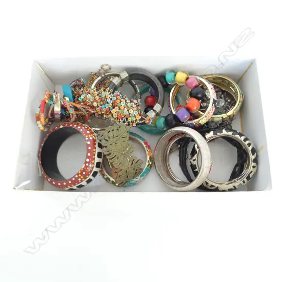 ASST. COSTUME BRACELETS