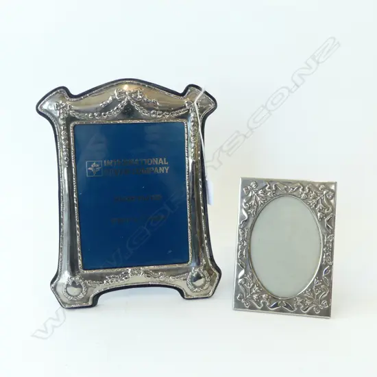 2 EP PHOTO FRAMES 265x210mm