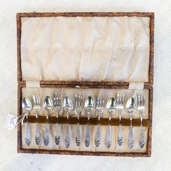 SET OF 800 SILVER 6 TEASPOONS & 6 CAKE FORKS STAMPED 800PK,151 GMS