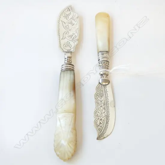 TWO ANTIQUE STG SILVER & M.O.P BUTTER KNIVES BIRMINGHAM 1825 & 1874, L.155-185mm
