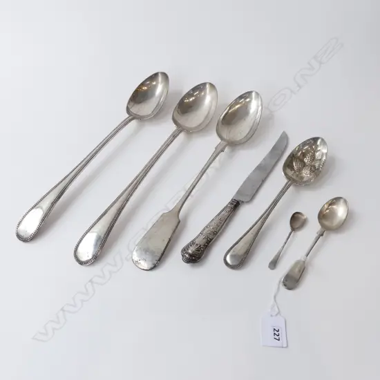 7 PCES CUTLERY; 3 PIE SPOONS, STG HANDLE KNIFE ETC