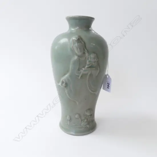 ORIENTAL VASE, PALE CELADON GLAZE H.220mm