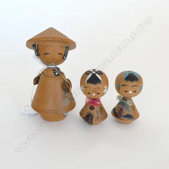 3 SIGNED JAPANESE WOOD DOLLS H100 & 60MM