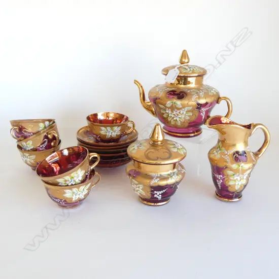 BOHEMIAN CRANBERRY GLASS TEAPOT H190MMCREAM SUGAR &6 C/SAUCERS ONE CUP AF