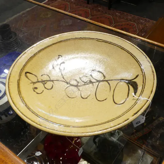 LG. N.Z. STUDIO POTTERY CHARGER Dia.420mm