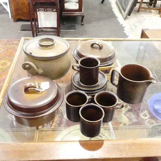 ASST. VINTAGE 'ARABIA' POTTERY from FINLAND