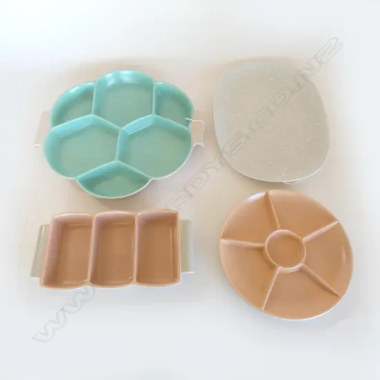 3 POOLE CHINA HORS D'OEUVRES DISHES DIA 340MM LARGEST  & POOLE PLATE 