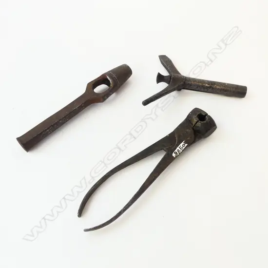 3 OLD FIREARM RELATED TOOLS: English type 60" round ball mould with sprue cutter + cutter + socket tool