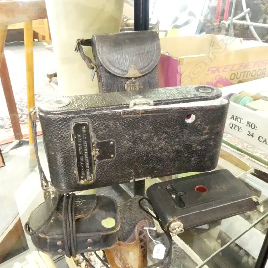 3 VINTAGE CONCERTINA CAMERAS L240MM LARGEST WITH LIGHT METER