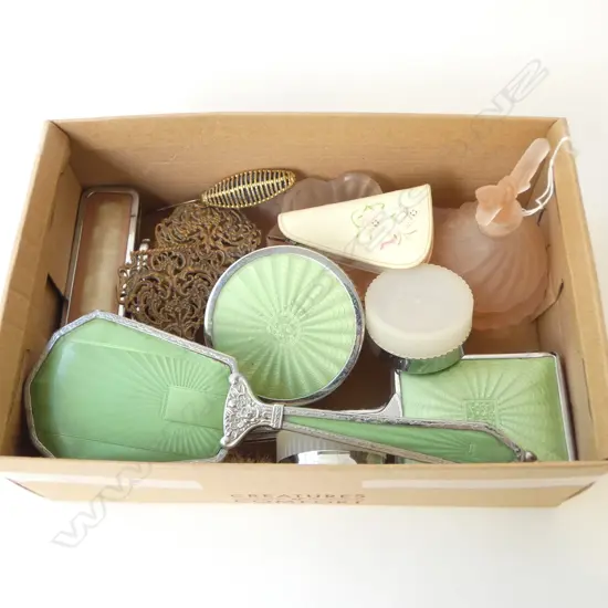 RETRO DRESSING TABLE ITEMS; INCLDS 'GUILLOCHE STYLE' SET