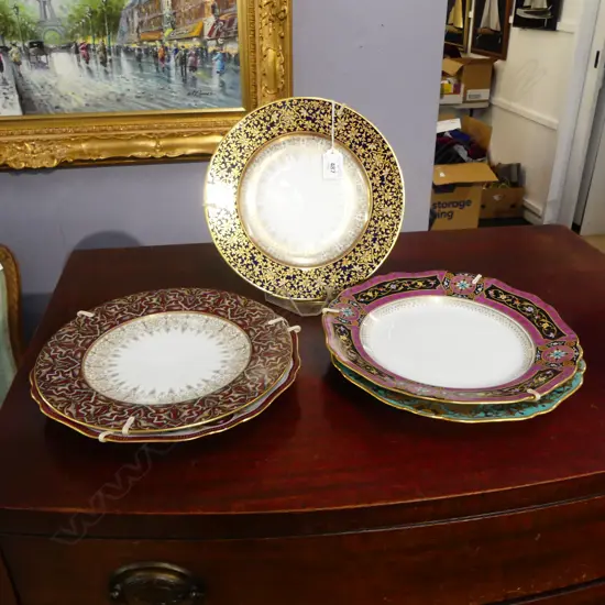 5 ANTIQUE PLATES 250mm dia
