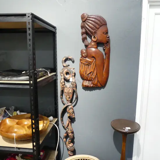 2 CARVED WOODEN TRIBAL PCES H.1020mm