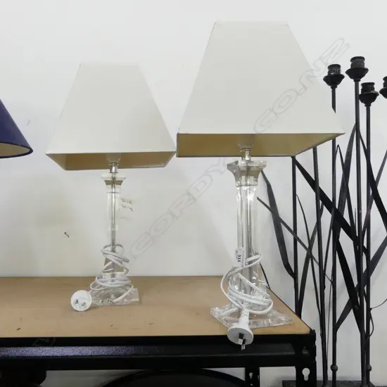 PR MODERN ACRYLIC LAMPS H.510mm