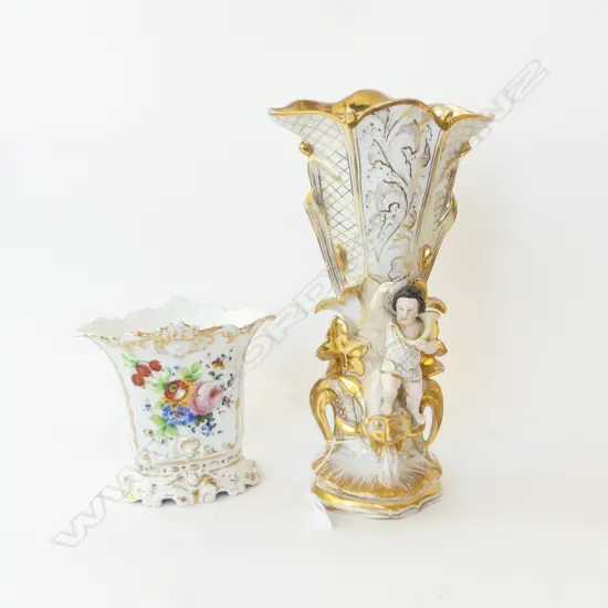 2 ORNATE VASES H.350mm fingers AF