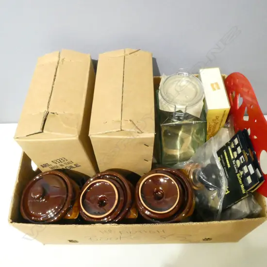 3 GLASS HEXAGONAL JARS, 6 POTTERY DISHES & ASST. KITCHENALIA 