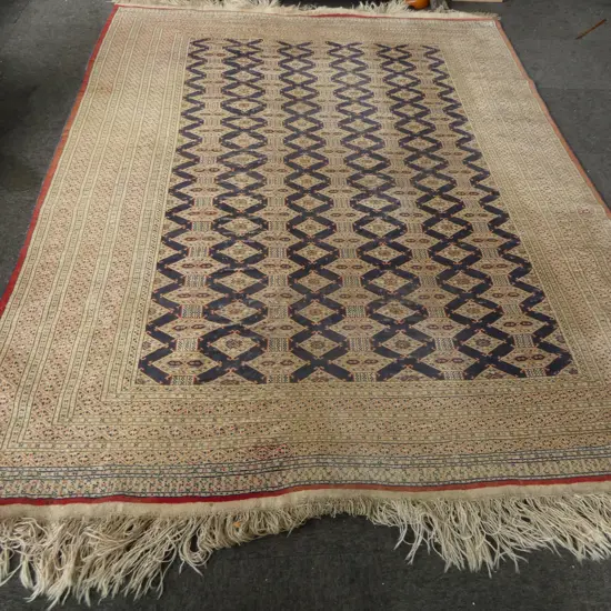 HAND KNOTTED ALL WOOL RUG 2600x2150mm