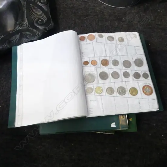 4 ALBUMS WORLD COINS