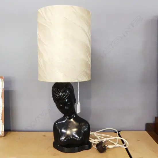 RETRO BLACK LADY LAMP H.540mm