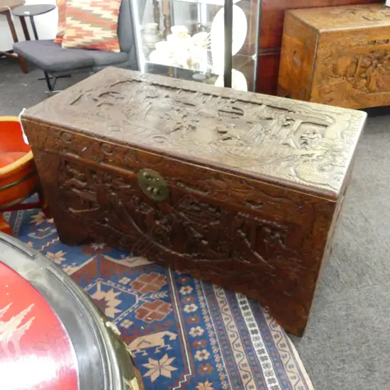 CAMPHOR CHEST W.1050mm