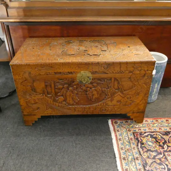 CAMPHOR CHEST W.1010mm