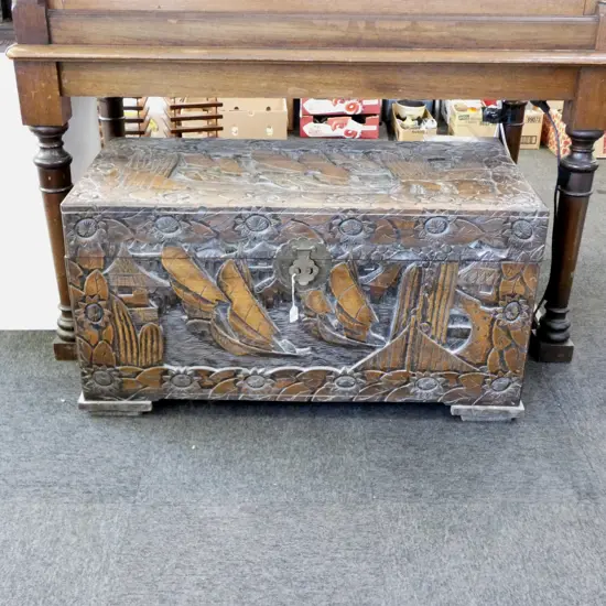 CAMPHOR CHEST W.1080mm