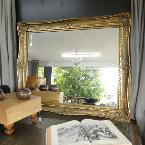 LG GILT MIRROR 1120x1380mm