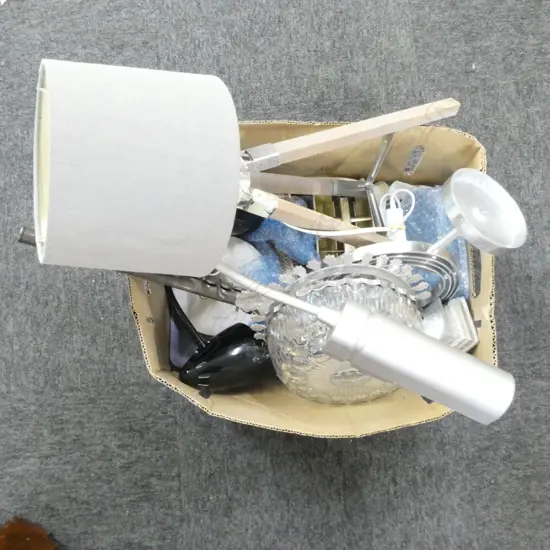 ASST. LAMPS, FLUTE, ETC