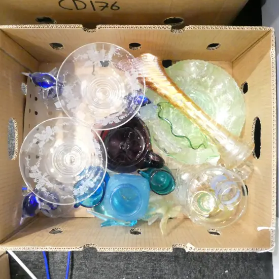 BOX OF CRYSTAL COMPORTS COLOURED GLASS GLASS FISH ORNS ETC