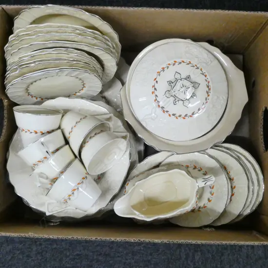 DECO MYOTT PART DINNER SERVICE