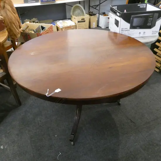 REGENCY MAHOGANY PEDESTAL DINING TABLE H.730mm, 1200mm dia