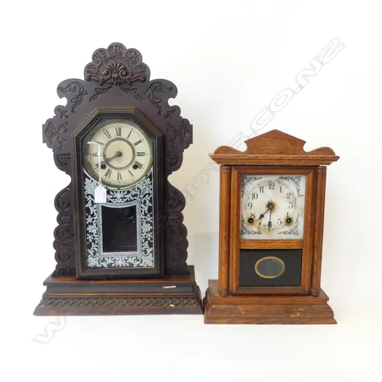 2 AMERICAN EARLY 20thC MANTLE CLOCKS H.575mm