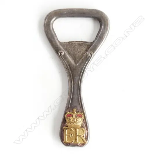 A cap lifter with Royal ER insignia,