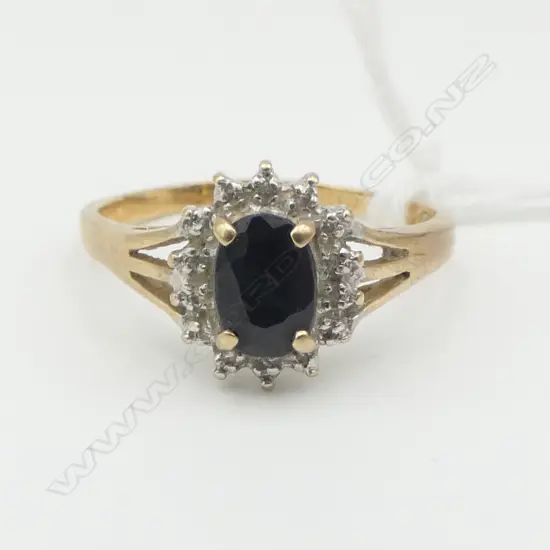 9ct Y/GOLD SAPPHIRE & DIAMOND CLUSTER RING 2.5gms size T