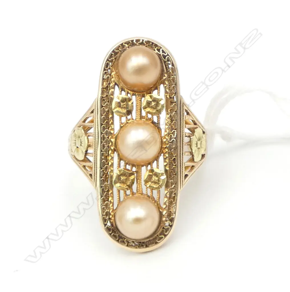 10ct GOLD & 3 CHAMPAGNE PEARL LARGE 5.45gms RING filigree pierced top & shoulders in Art Deco bell form case SIZE O Image 1++