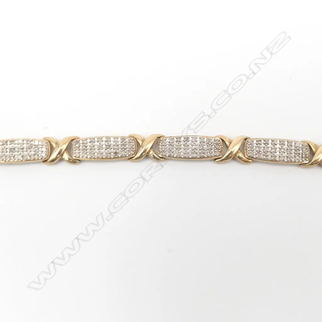 9ct YELLOW & WHITE GOLD & 240 DIAMOND (1.20cts) BRACELET with valuation   Image 1++