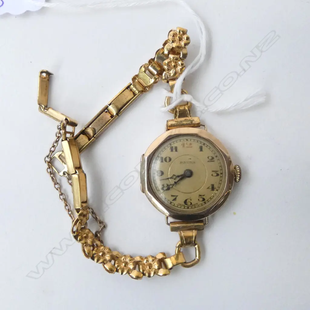 1920's LADIES BAUME 9ct GOLD WRISTWATCH on plated strap  Image 1++
