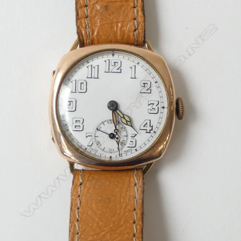 9ct rose GOLD c.1920's TRENCH TYPE GENT'S WRISTWATCH running Image 1++
