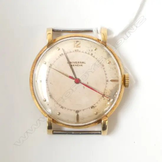 VINTAGE SWISS UNIVESAL GENT'S 18CT GOLD CASED WRISTWATCH centre seconds. Running  34mm case diameter.35.8gms