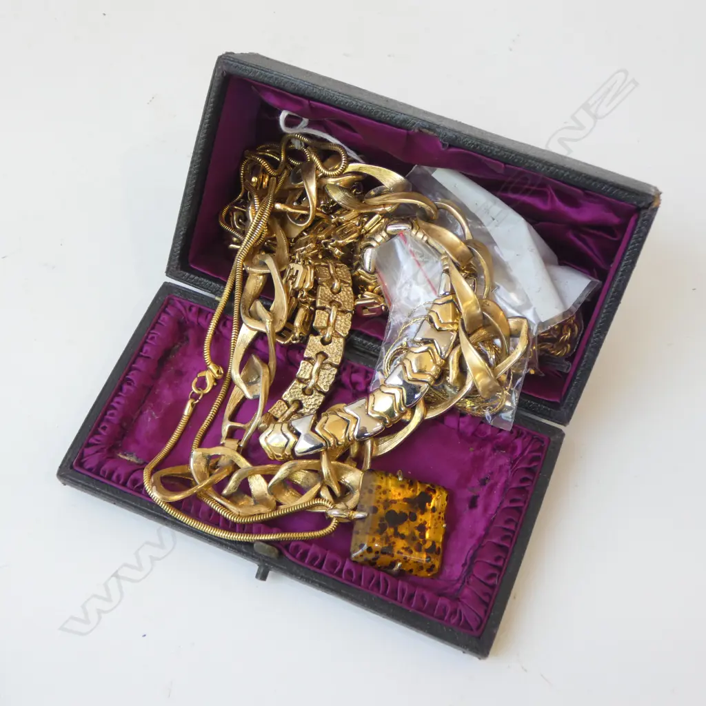 ASST. COSTUME JEWELLERY INCLUDING 3 OROTON NECKLACES in Victorian box Image 1++