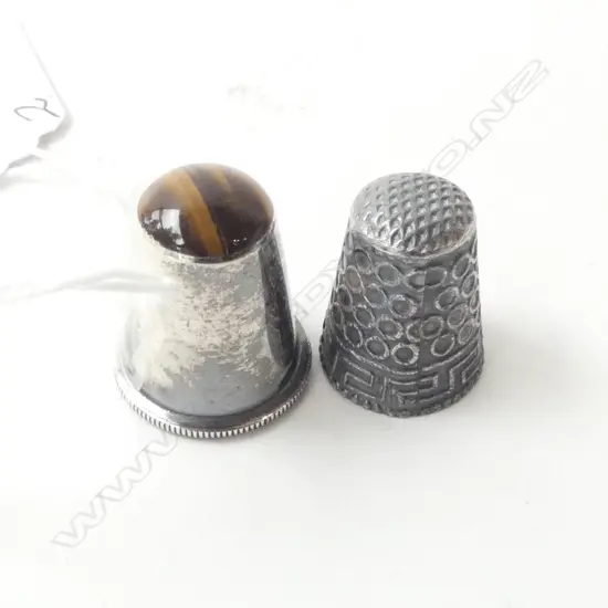2 STG SILVER THIMBLES: 1 w tiger's eye end + 1 x '935'