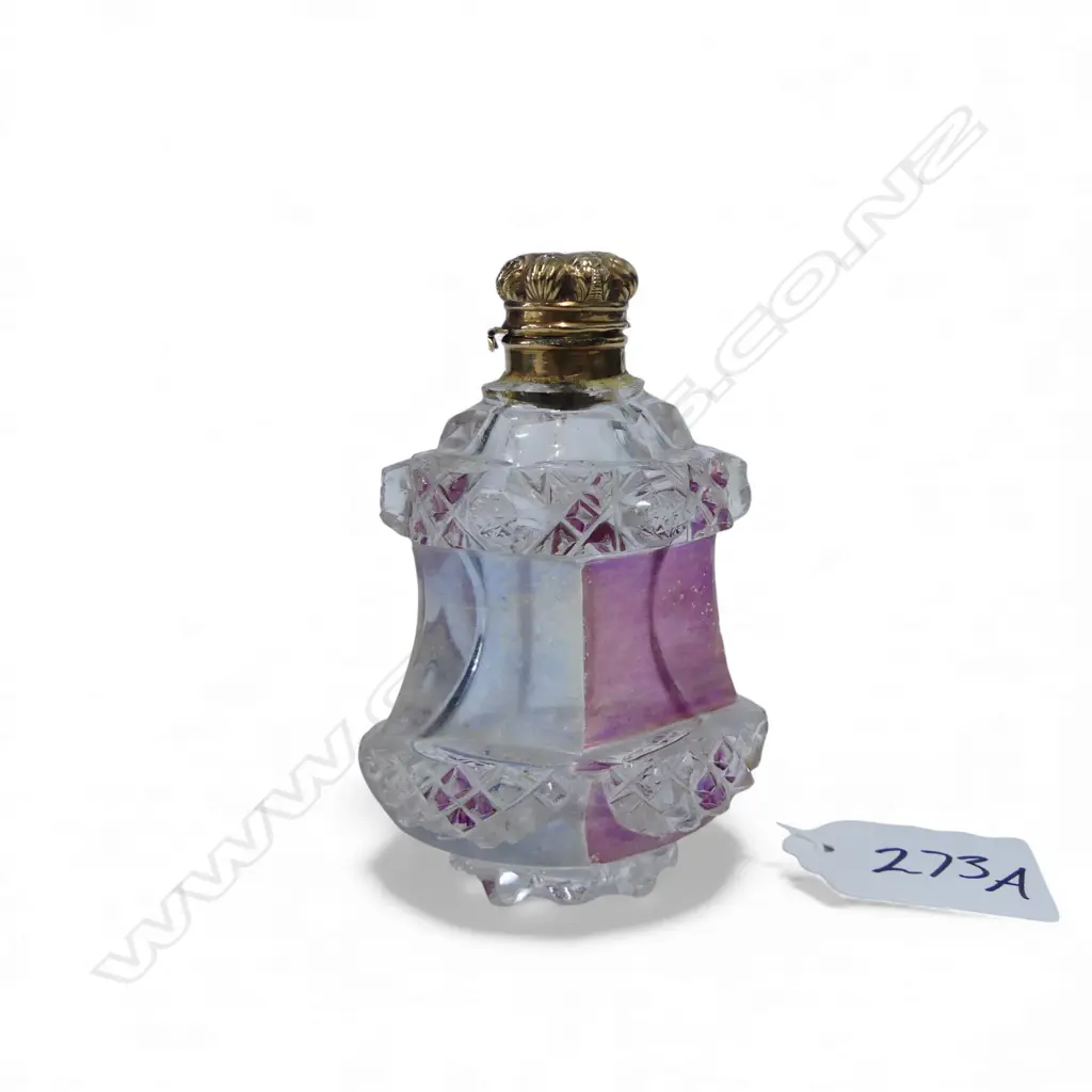 CUT CRYSTAL BOTTLE w. 15CT LID H.85mm (TOP BROKEN OFF 1.5gms + RIM) Image 1++
